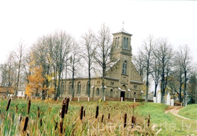 Pieniņu Romas katoļu baznīca